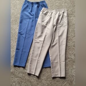 Women' Blue and Tan Pants